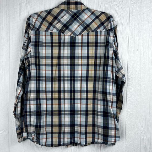 Fossil shirt women’s pearl snap, size medium, long sleeve. Vintage fit. - Picture 6 of 7